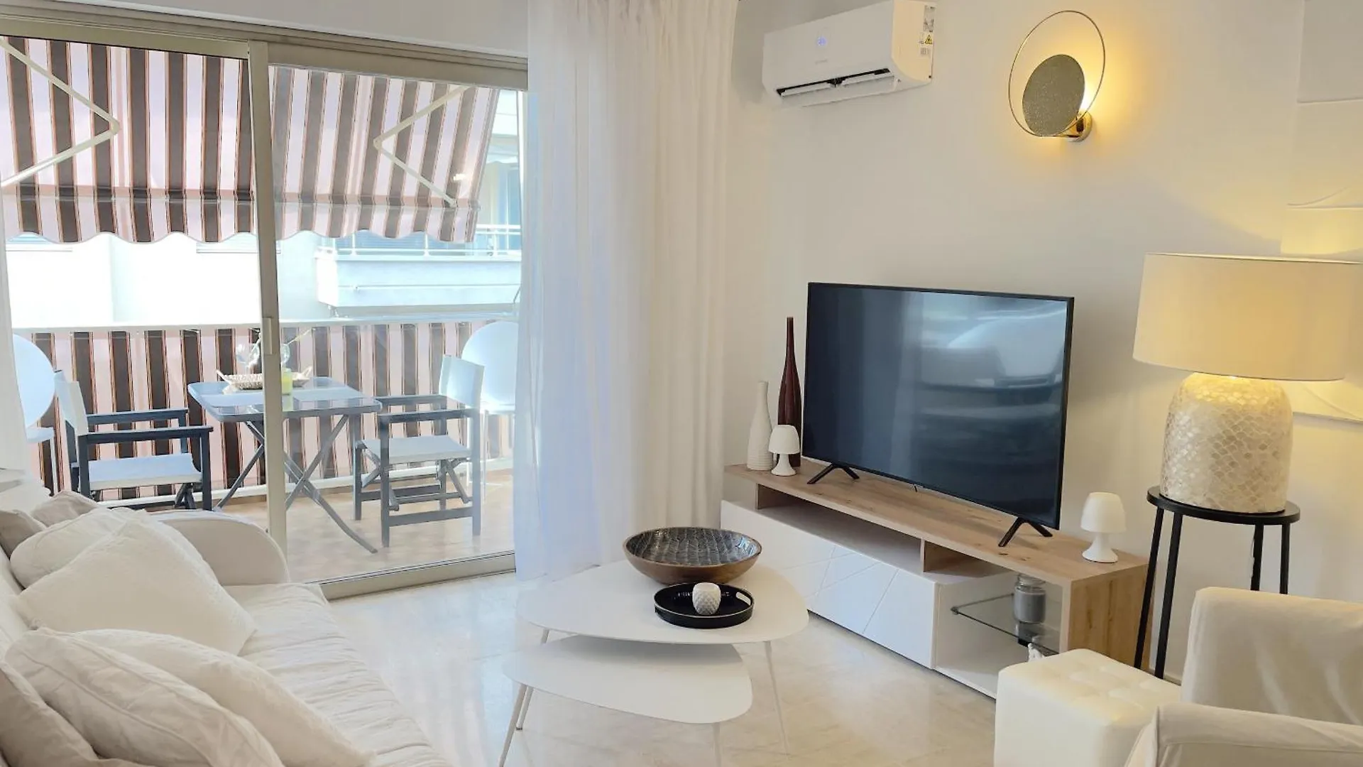 Appartement Le Carre D Or Antibes 0*,
