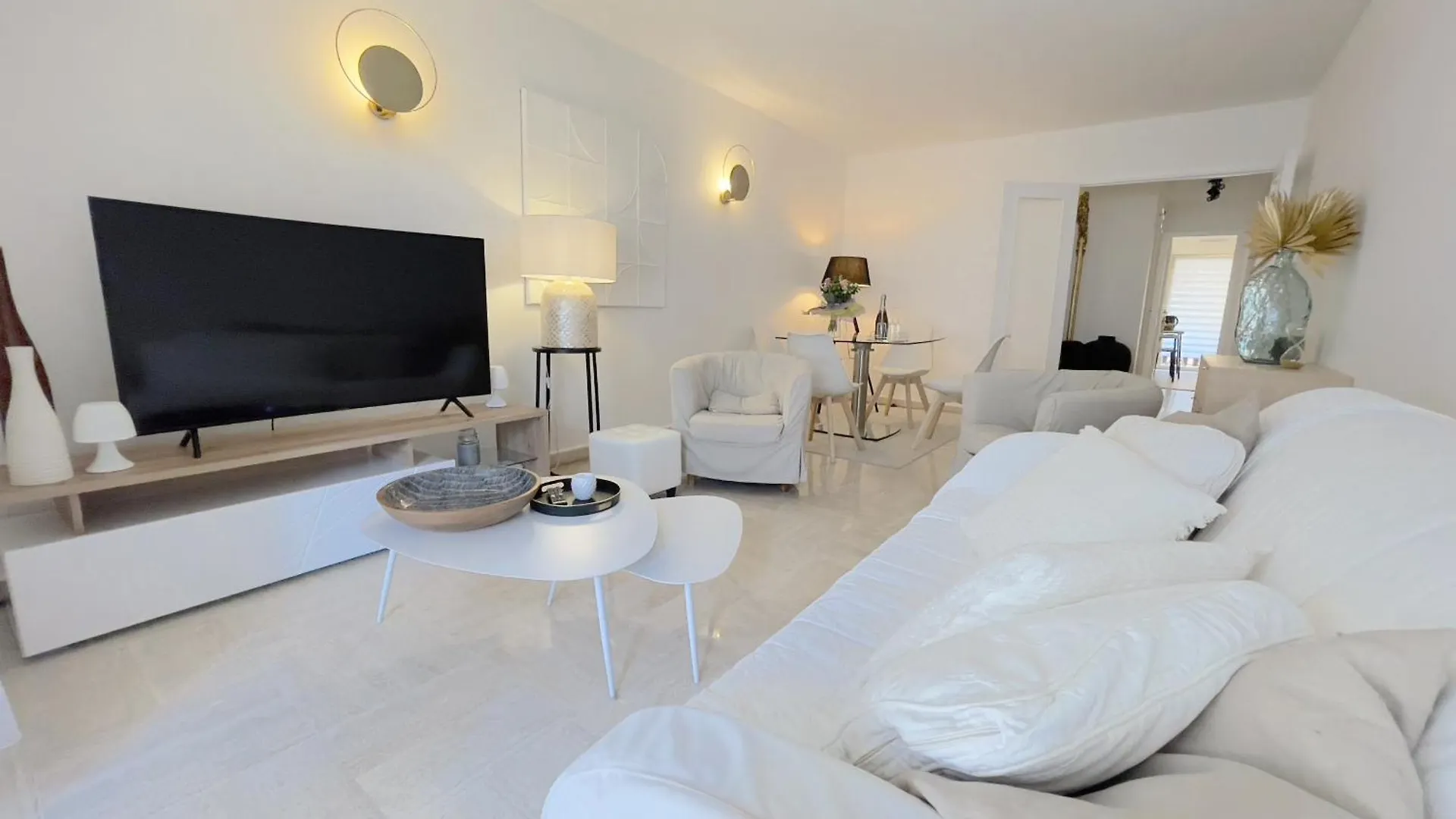 Appartement Le Carre D Or Antibes 0*,